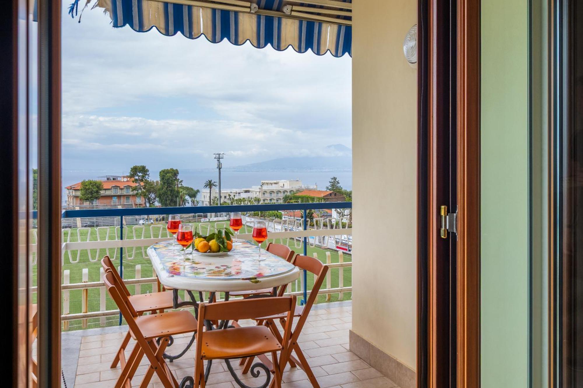 Residenza Le Sirene City Center Sorrento Exteriör bild