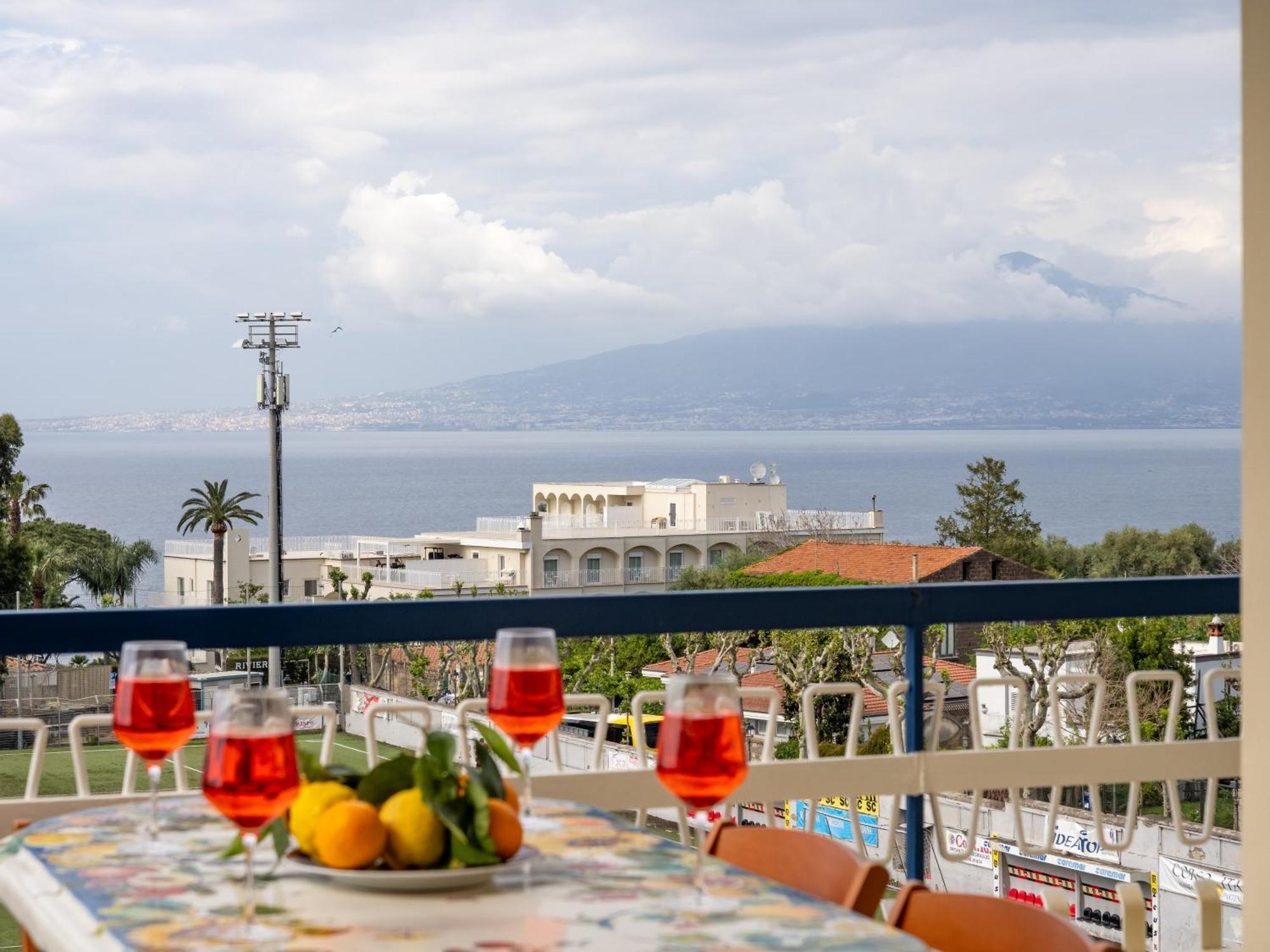 Residenza Le Sirene City Center Sorrento Exteriör bild